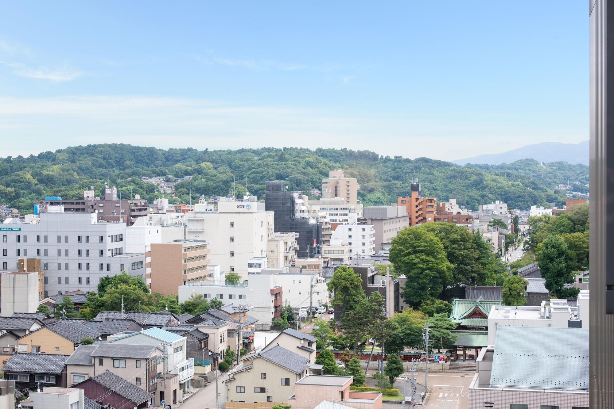 Unizo Inn Kanazawa Hyakumangoku Dori Esterno foto